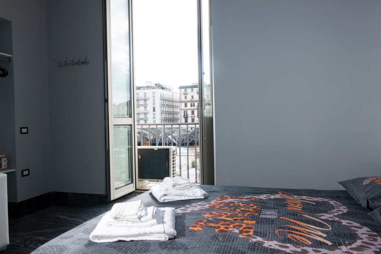 Bed & Breakfast Royal Station Naples